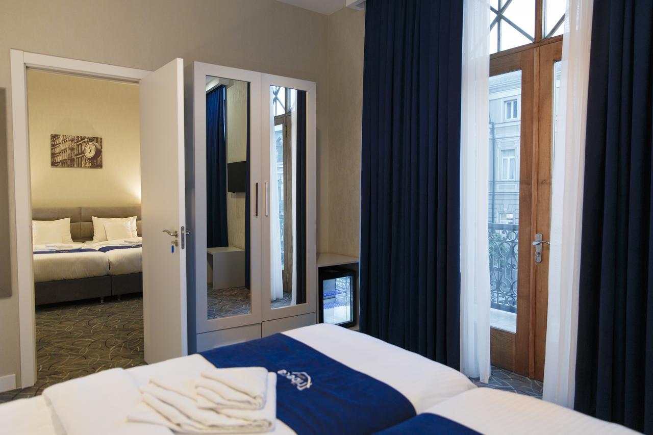 Tribeca Hotel Тбилиси Экстерьер фото