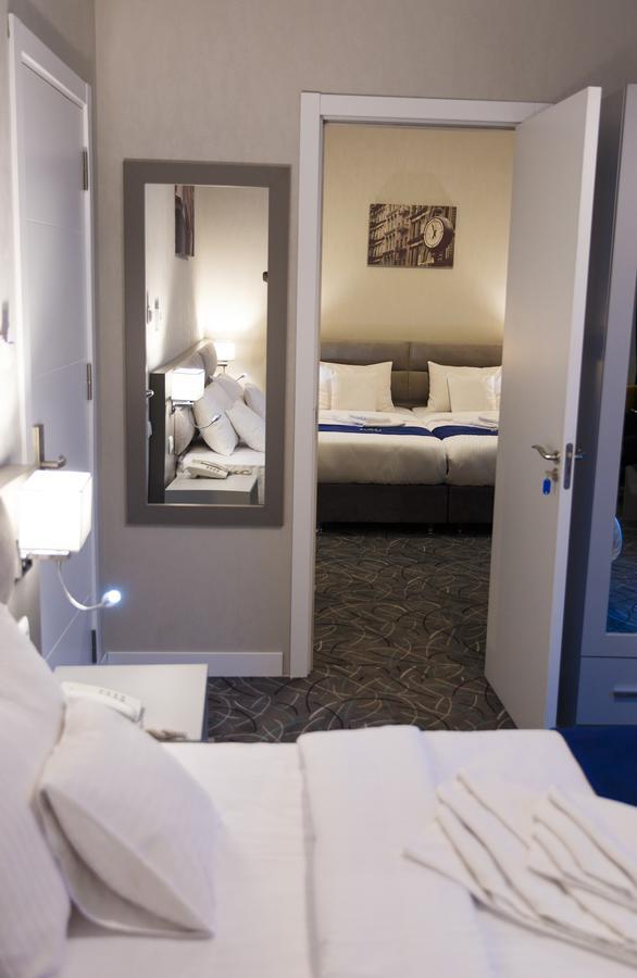 Tribeca Hotel Тбилиси Экстерьер фото